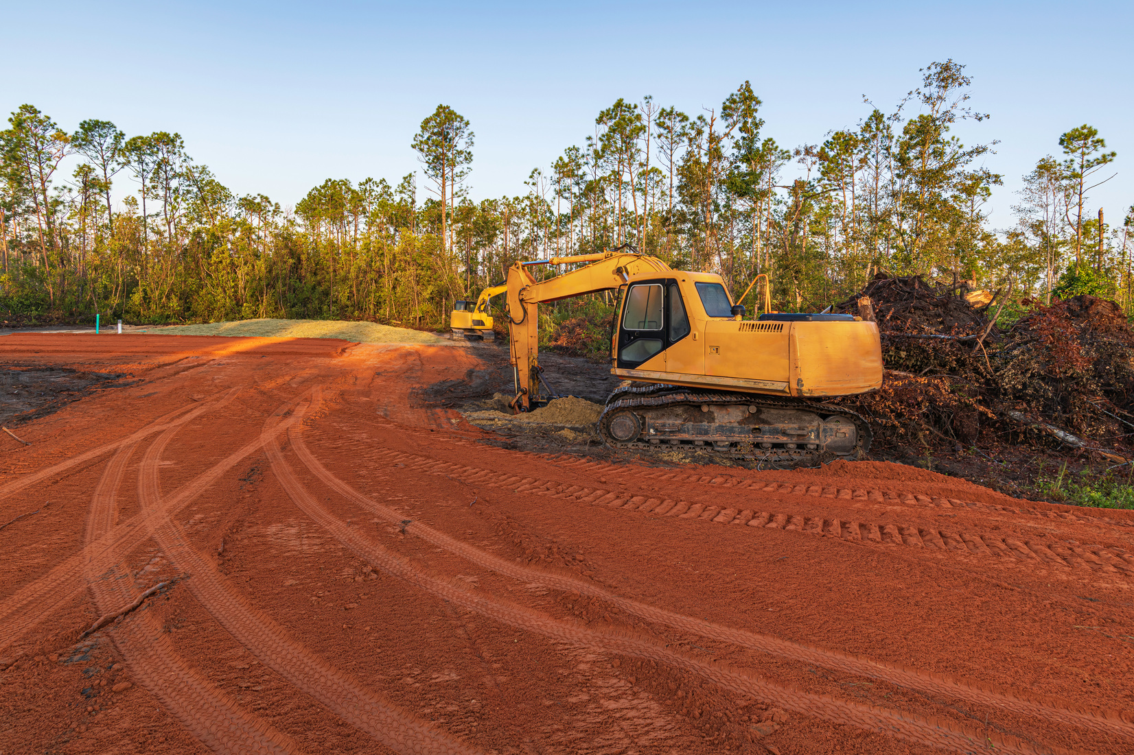 Land clearing equipment